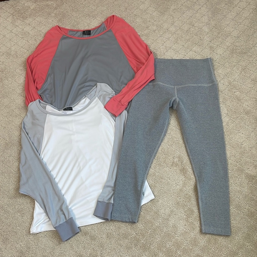 Splits59 lot of 3 pieces (leggings and 2 tops)